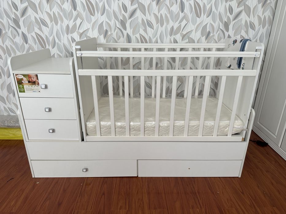 Продается манеж с матрасом