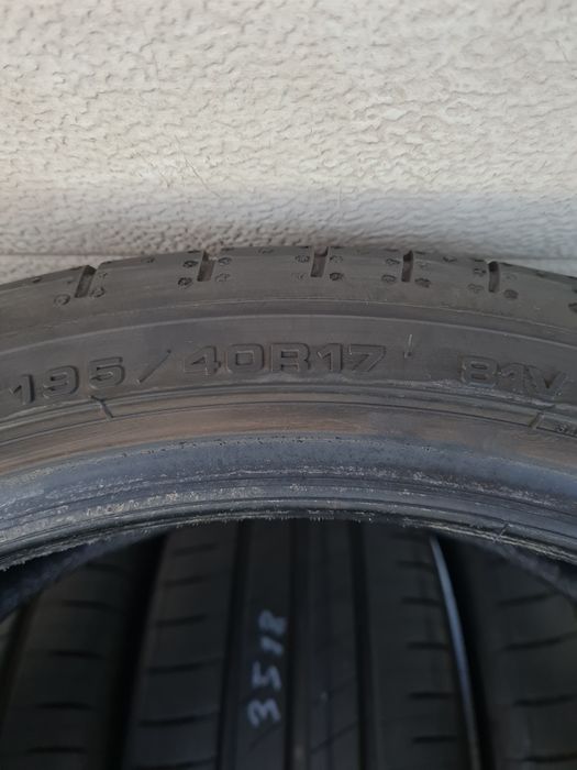 Летни гуми 4 броя GOODYEAR EfficientGrip 195 40 R17 дот 3518