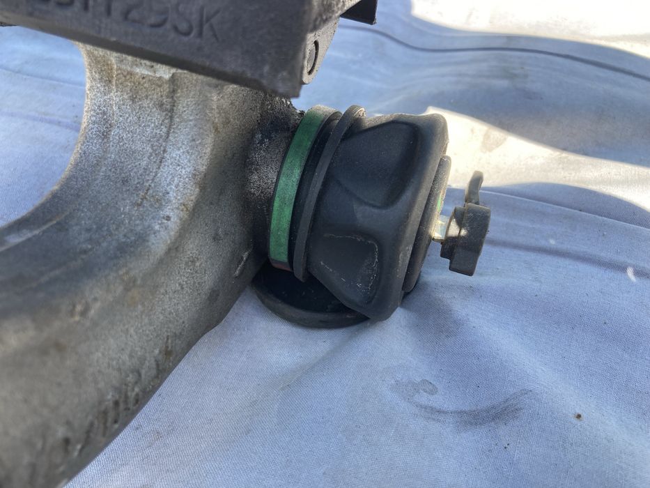 Теглич за ауди А-3    от 2004 до 2012г