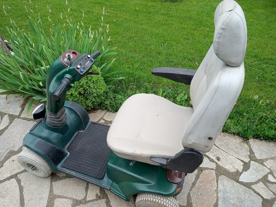 Електрическа четириколка