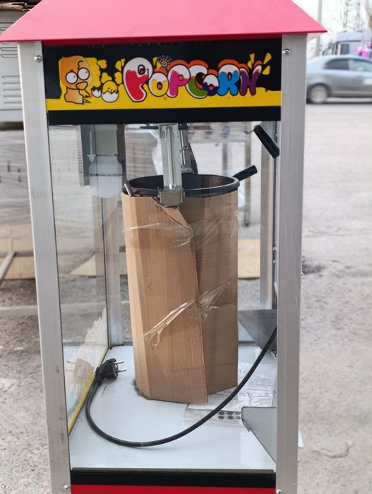 Popkorn aparat .