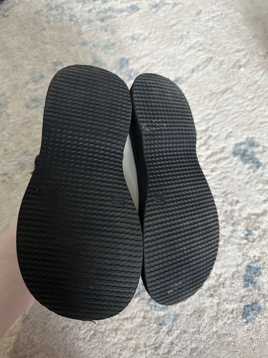 Продам туфли детские