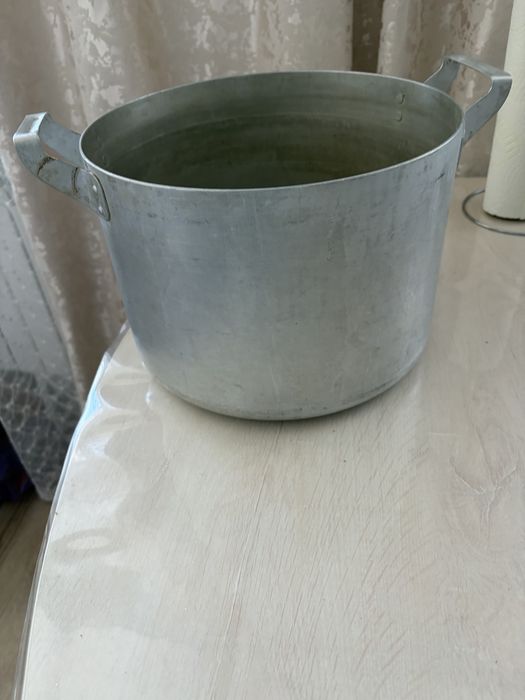 Кастрюля алюминевая