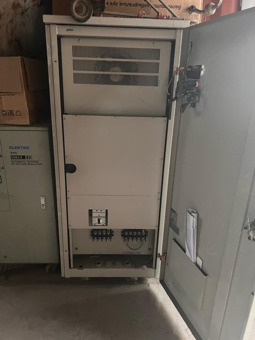 Стабилизатор напряжения