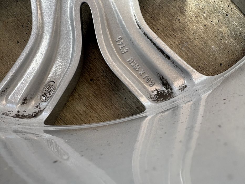 4бр лети джанти 19 цола 5х108/ет.45/ц.отв.63/8.0J/за land rover discovery/sport/ velar/evoque/