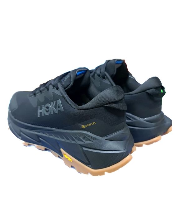 Беговые кроссовки Hoka