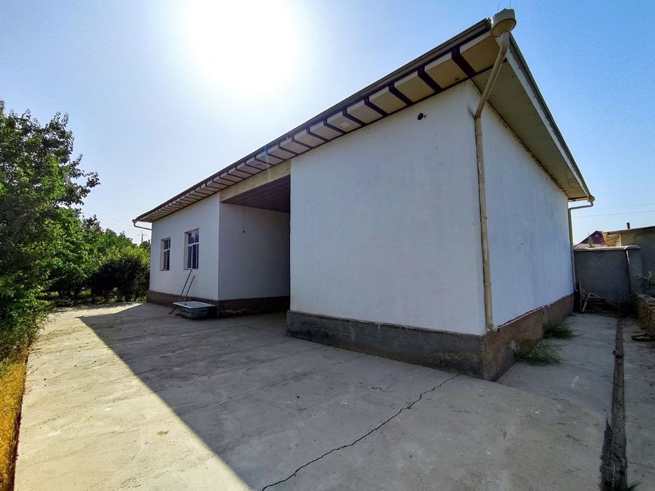 Уй сотилади 20 сoтих ер