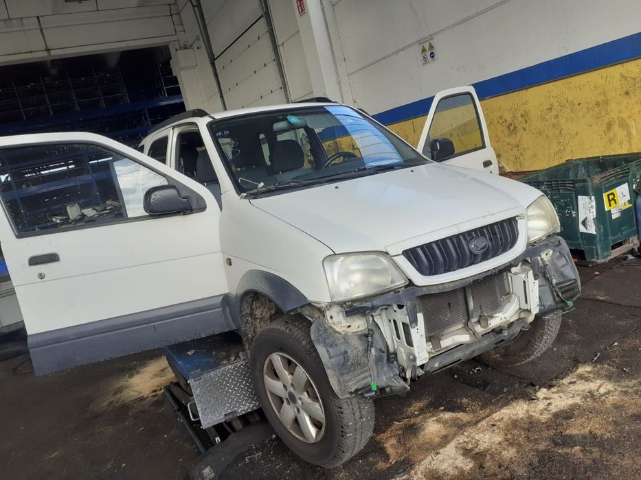 Piese daihatsu terios 2001