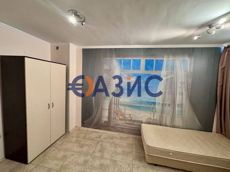 Продава се Тристаен апартамент в Несебър - 83 кв.м за 860 €/кв.м - Снимка #6