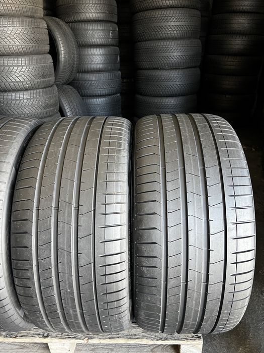 4 anvelope vara NOI Bmw X5 , X6 , 315/35/21 + 275/40/21 , Pirelli , RunFlat cu steluta * , DOT 2023