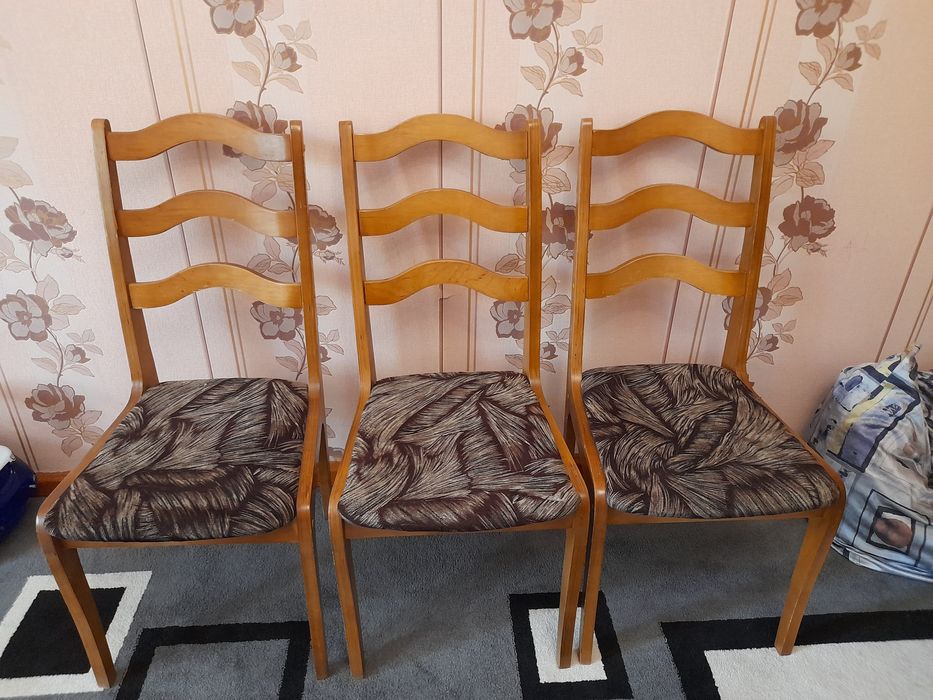 Срочно продается за 1 млн Стол трансфер (хонтахта ) 2м 20см и стулья 6