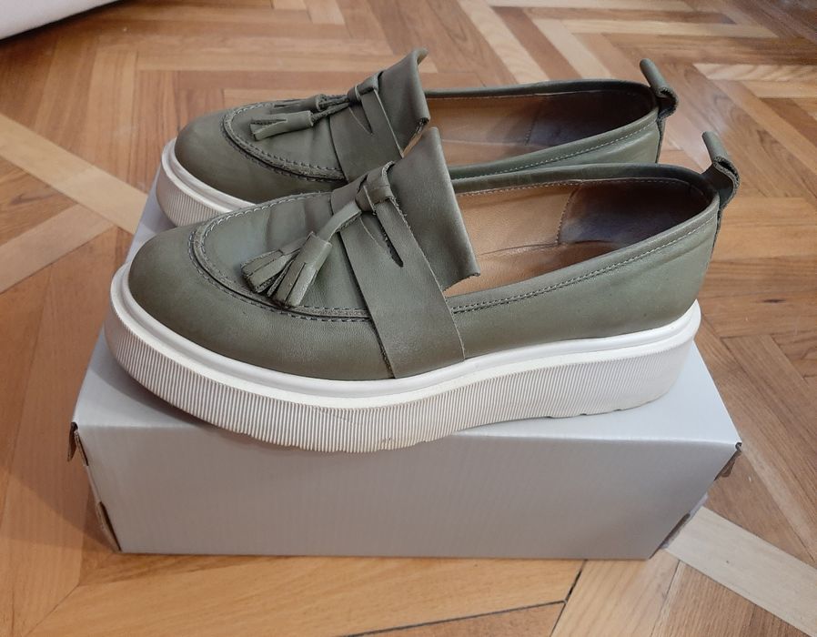 Обувь женская 38 размер