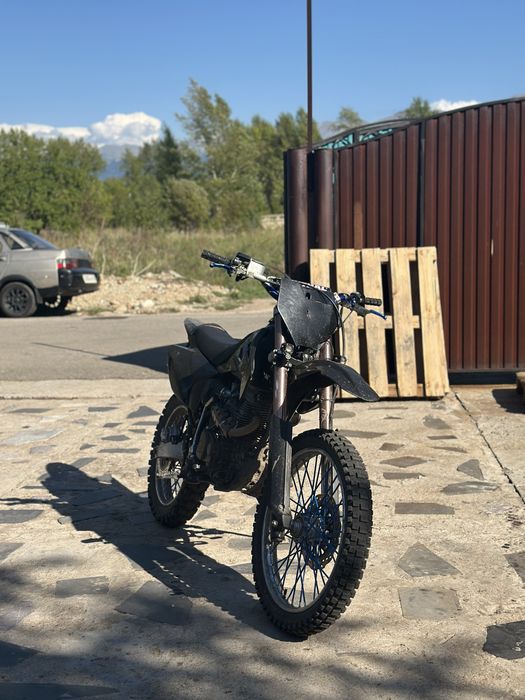 Мотоцикл эндуро 06