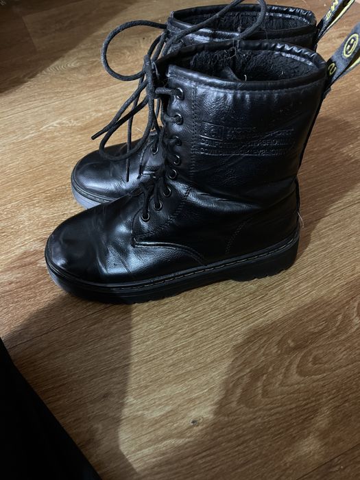 Ботинки мартинсы