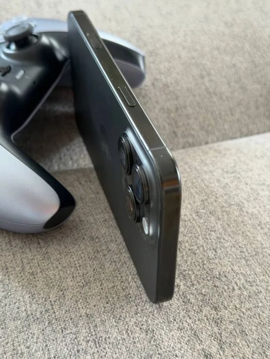 Срочно продам айфон 15 про 128гб