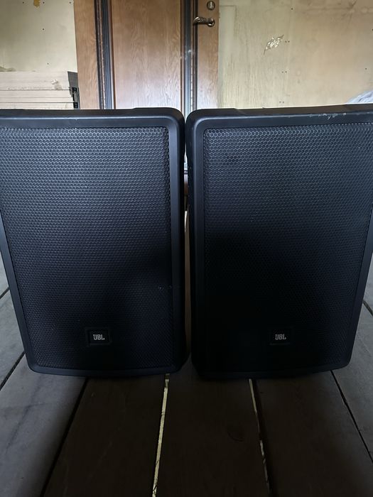 Колонкки JBL IRX112BT