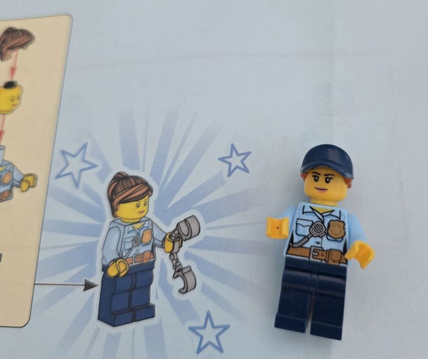 LEGO® City - Politia in urmarirea furgonetei cu inghetata 60314