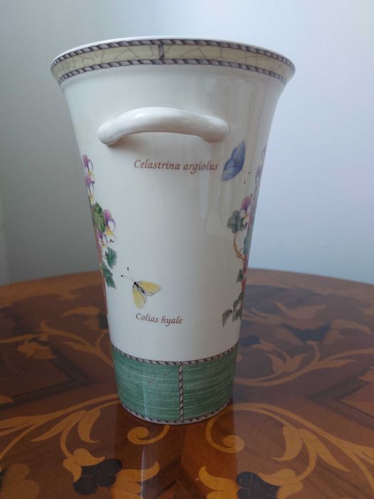 Vaza Wedgwood Anglia nefolosita
