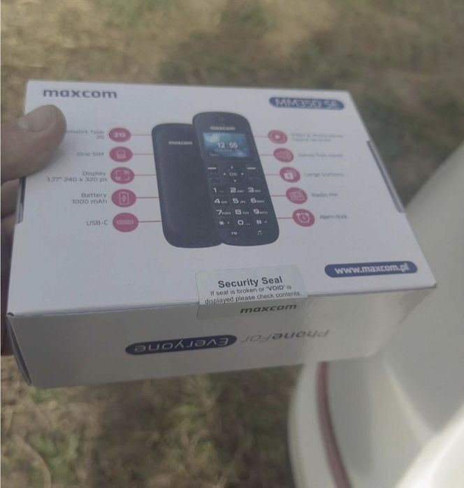 Telefon mobil Maxcom nou in cutie sigilata