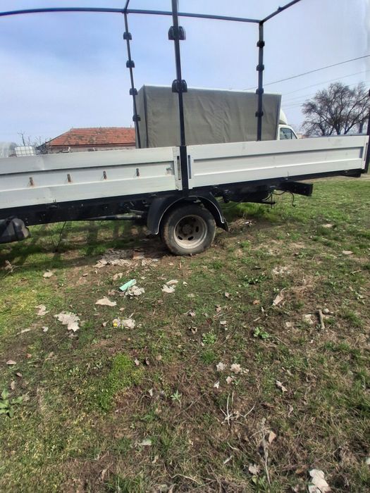 Vând iveco daily 2008 care se paote vinde și pe piese