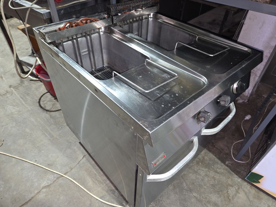 Grill electric sau pe gaz cu banc, grill electric la 380v,