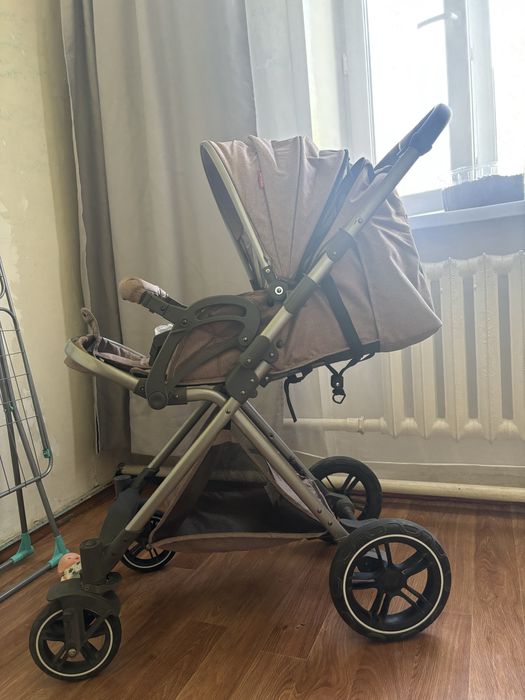 Продам детскую коляску
