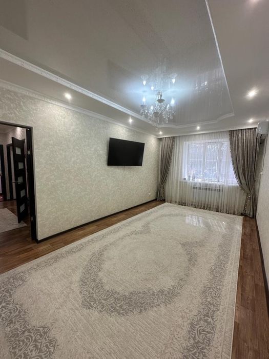 Продам кв Батыс 2, сзади ОблГай