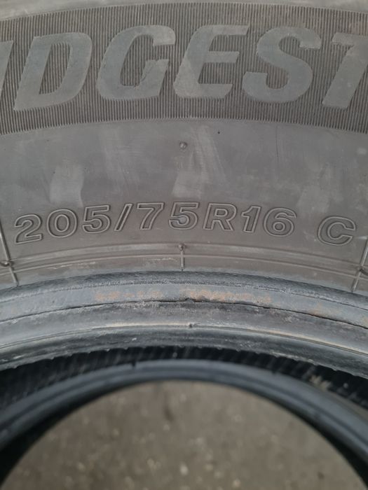 Всесезонни гуми за БУС 2броя BRIDGESTONE Duravis 205 75 R16C дот 3623