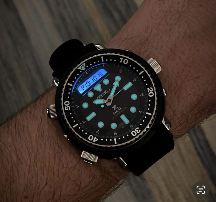 Часы Seiko SNJ025