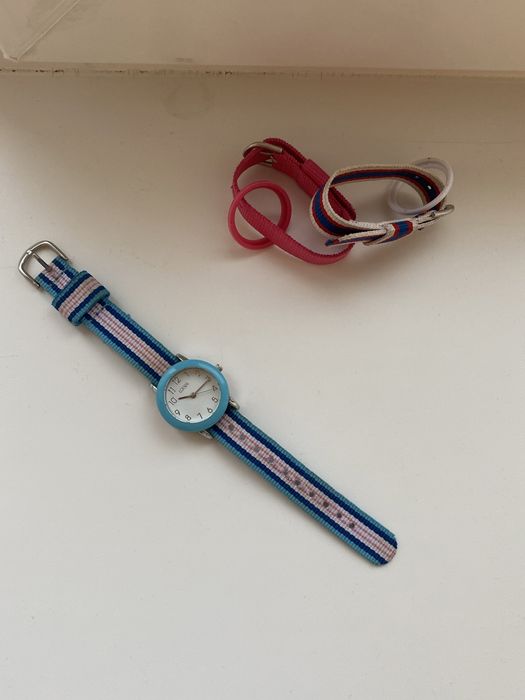 Продам часы дешево