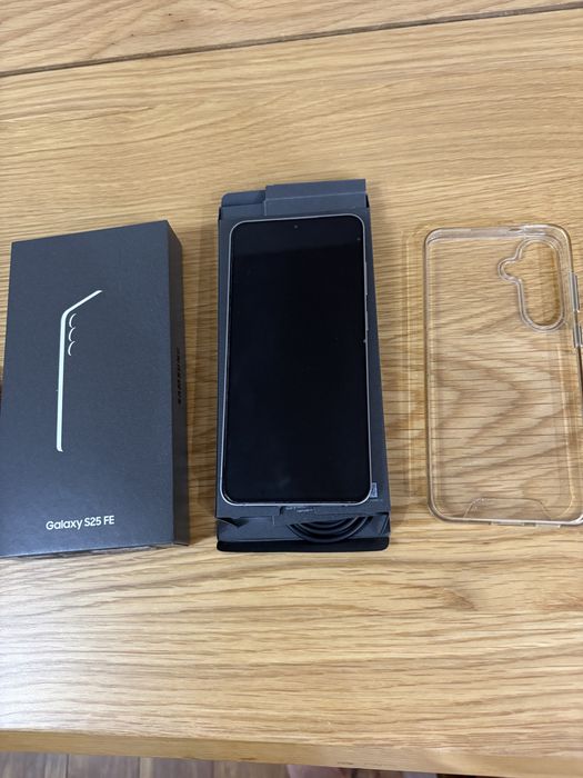 SAMSUNG galaxy s25fe