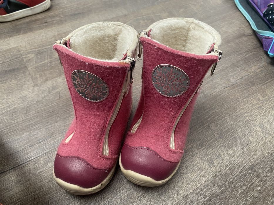 Ботинки , валенки