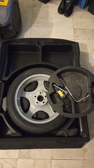 Резервна гума  цял сет BMW G30, G31 , G11, G12, G01, G02