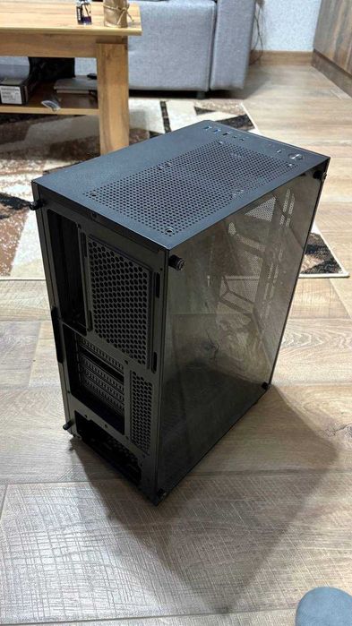 Корпус AeroCool Falcon-G-BK-v1, Black