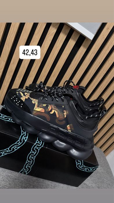 Versace Chain Reaction