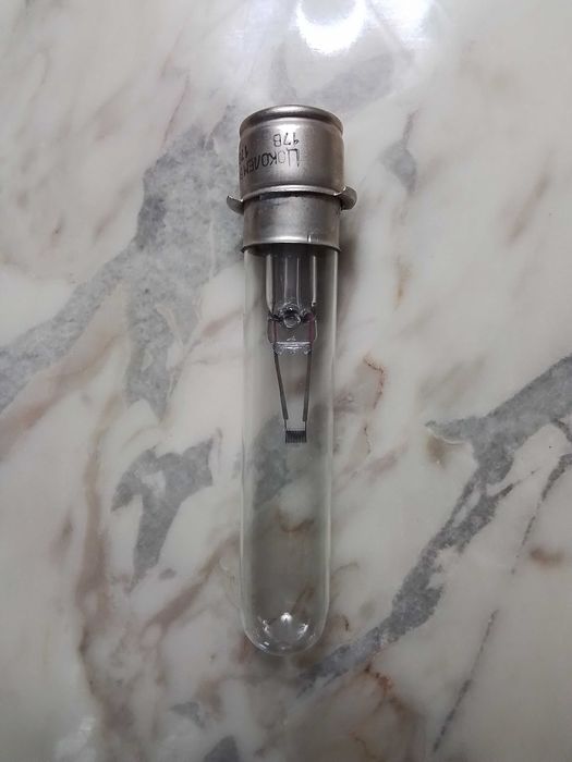 Лампа специална за микроскоп 17 V,170W