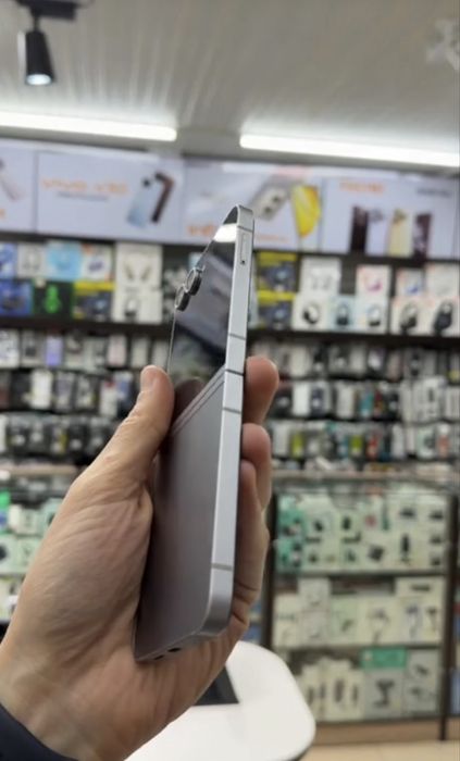 Samsung Galaxy Z Flip 6 12/256