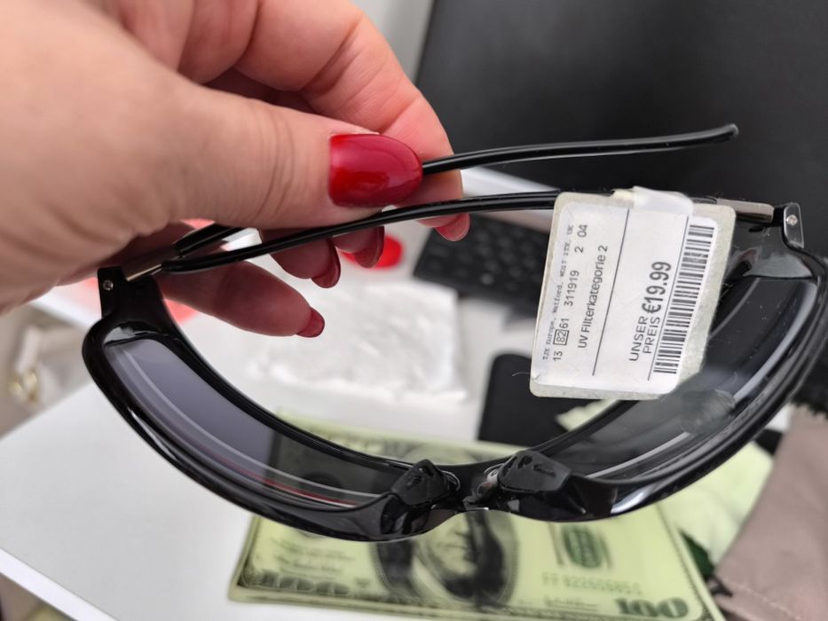 Очки kenneth cole reaction