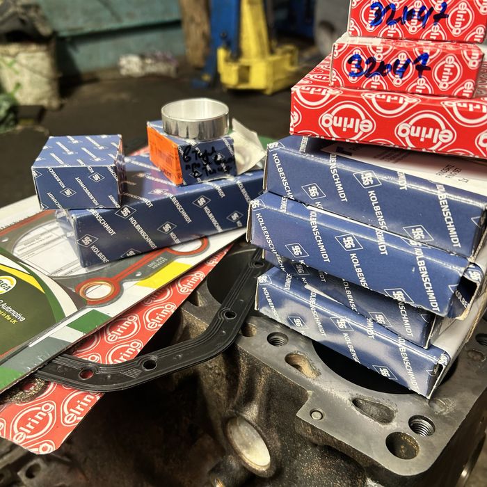 Двигатель гольф,ауди,венто,пассат 1.8 abs моно