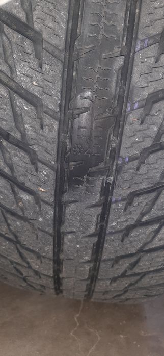 Cauciucuri iarna215 60 R17 Nokian WR SUV 3