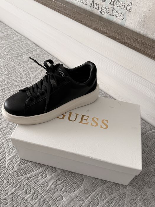 Кецове Guess