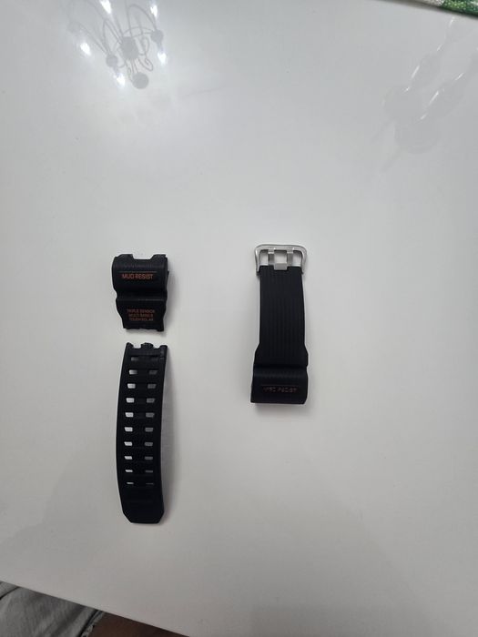 Ceas g shock cu bratara schimbată