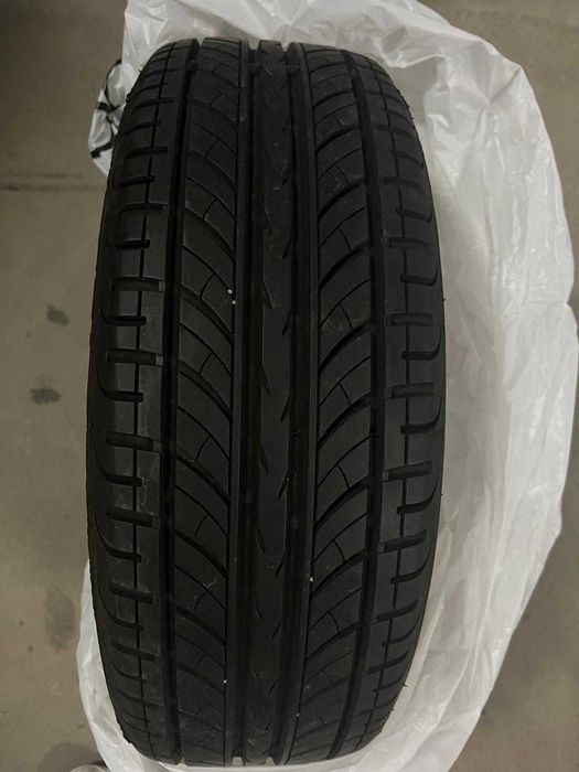 4 anvelope de vara 195/60R15 Solazo
