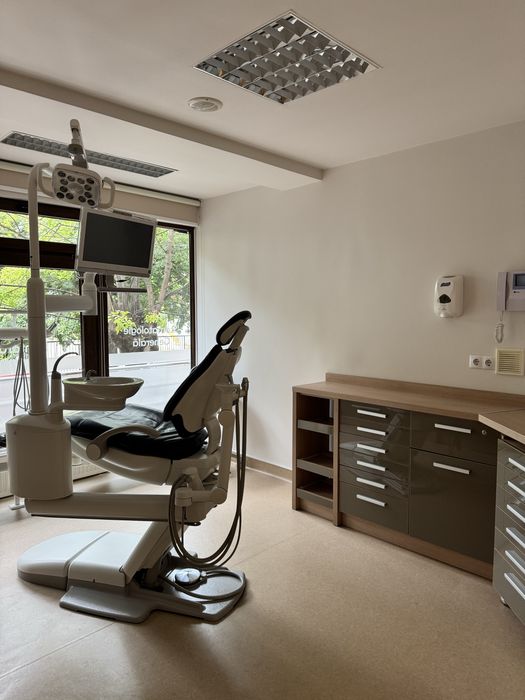 Inchiriez clinica stomatologica