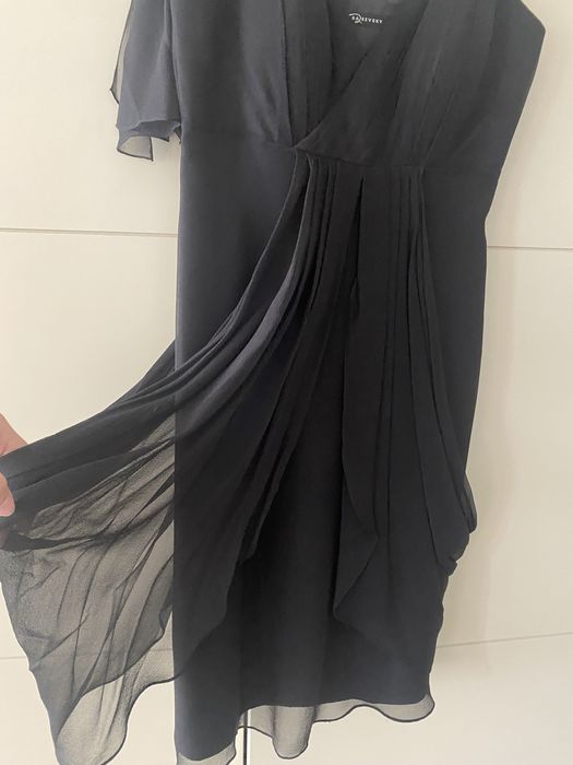 Черна рокля от шифон