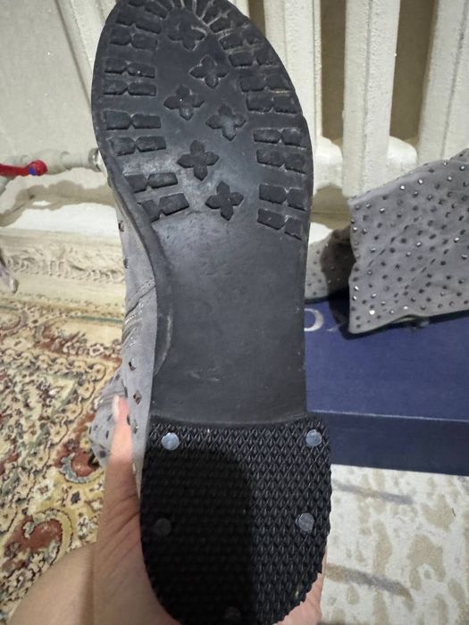 Продам осенние сапожки