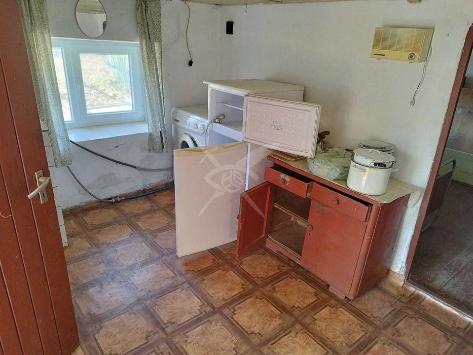 Продава се Къща в с. Кликач, Област Бургас - 70 кв.м за 715 €/кв.м - Снимка #7