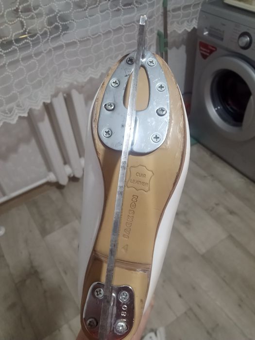 Коньки размер 34