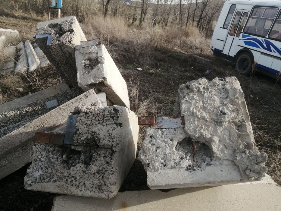 Стеновые блоки, бетонные столбы