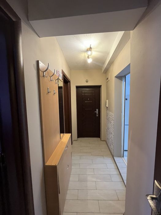 Тристаен апартамент под наем